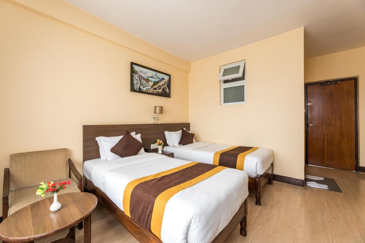 Hotel Thamel Катманду Экстерьер фото