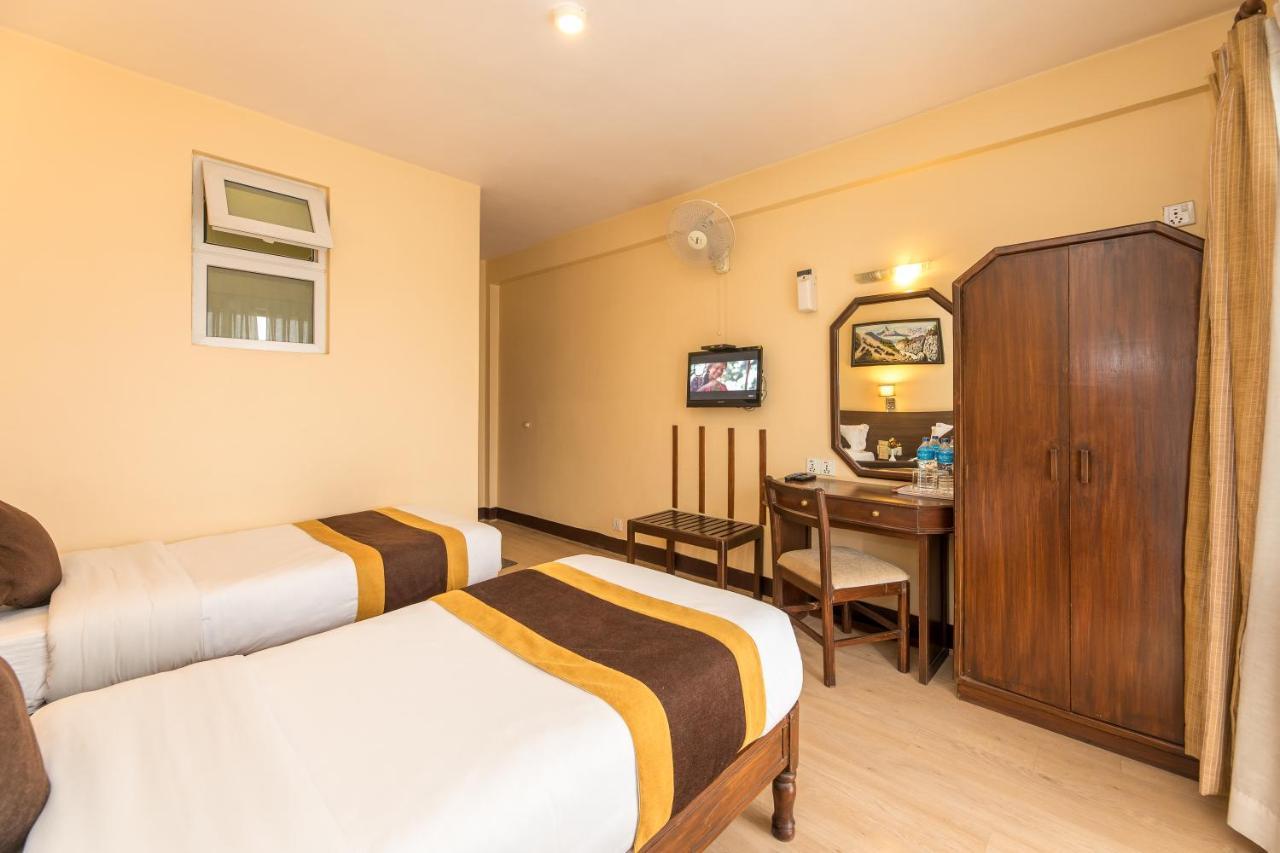 Hotel Thamel Катманду Экстерьер фото