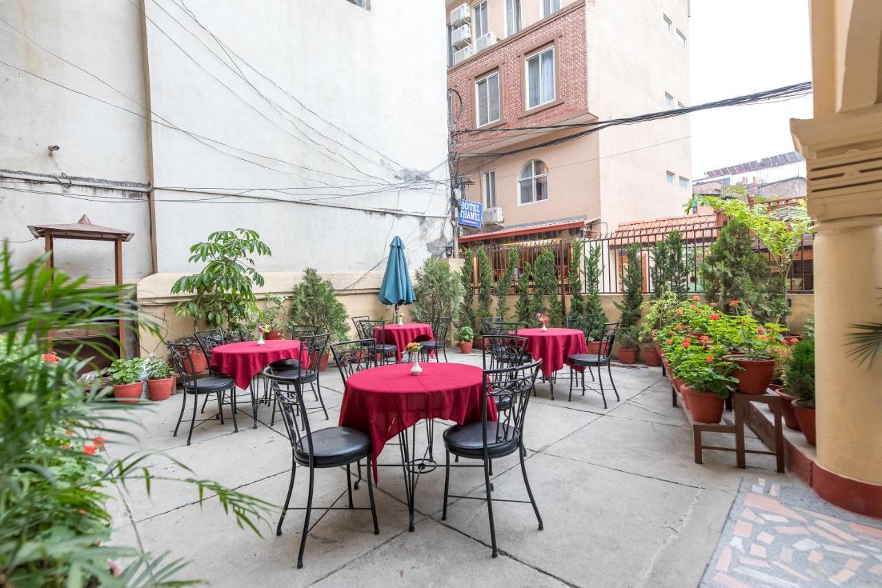Hotel Thamel Катманду Экстерьер фото