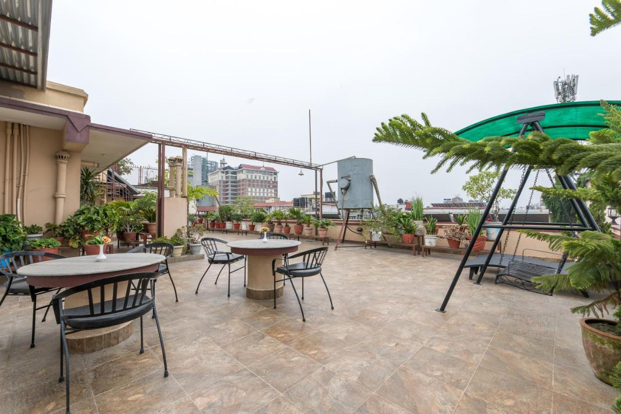 Hotel Thamel Катманду Экстерьер фото