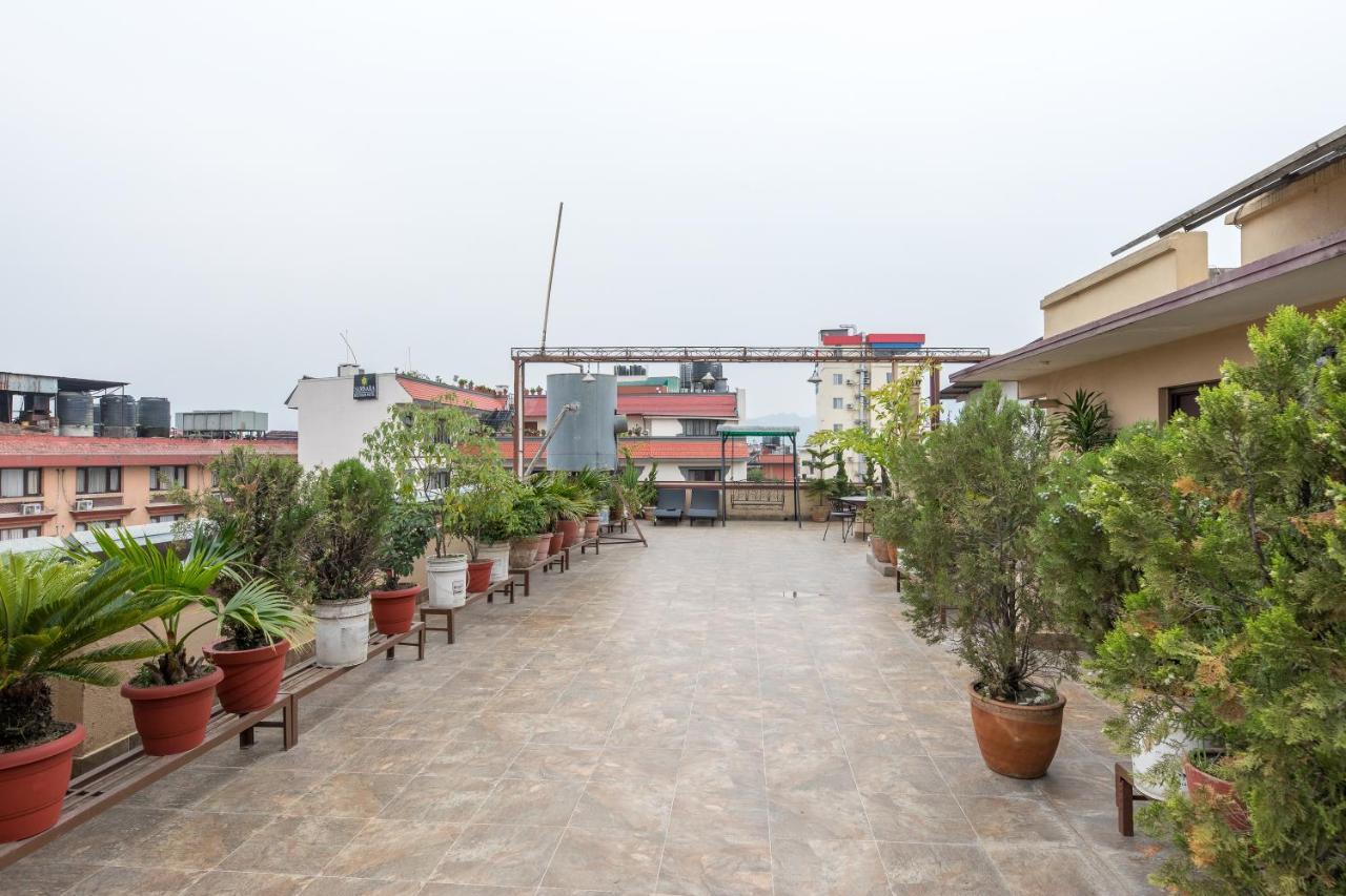 Hotel Thamel Катманду Экстерьер фото
