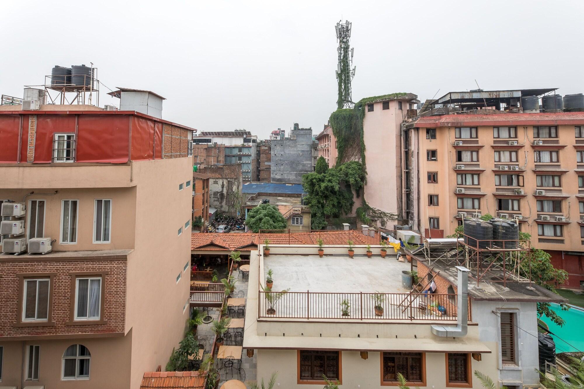 Hotel Thamel Катманду Экстерьер фото