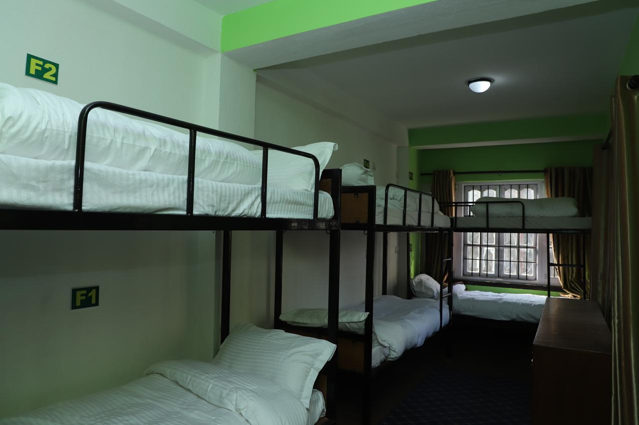 Hotel Thamel Катманду Экстерьер фото